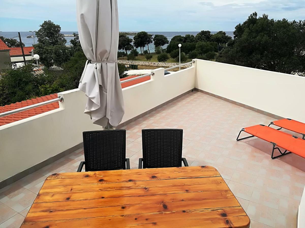 Apartman Rosanda Premuda Esterno foto